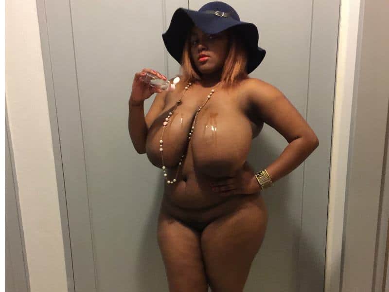 huge ebony boobs