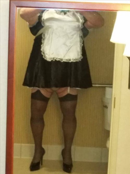 sissy maid picture